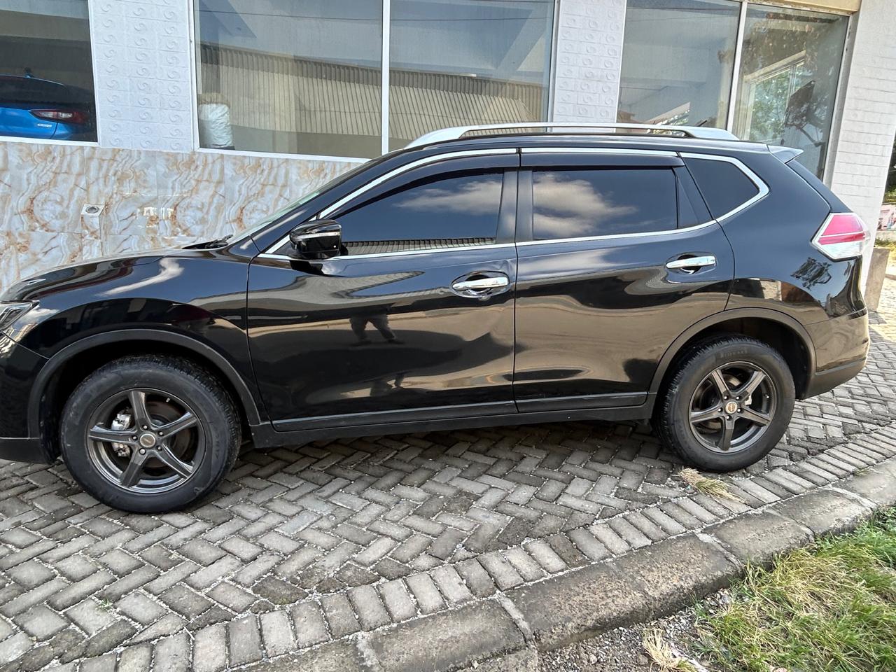 Nissan Etrail