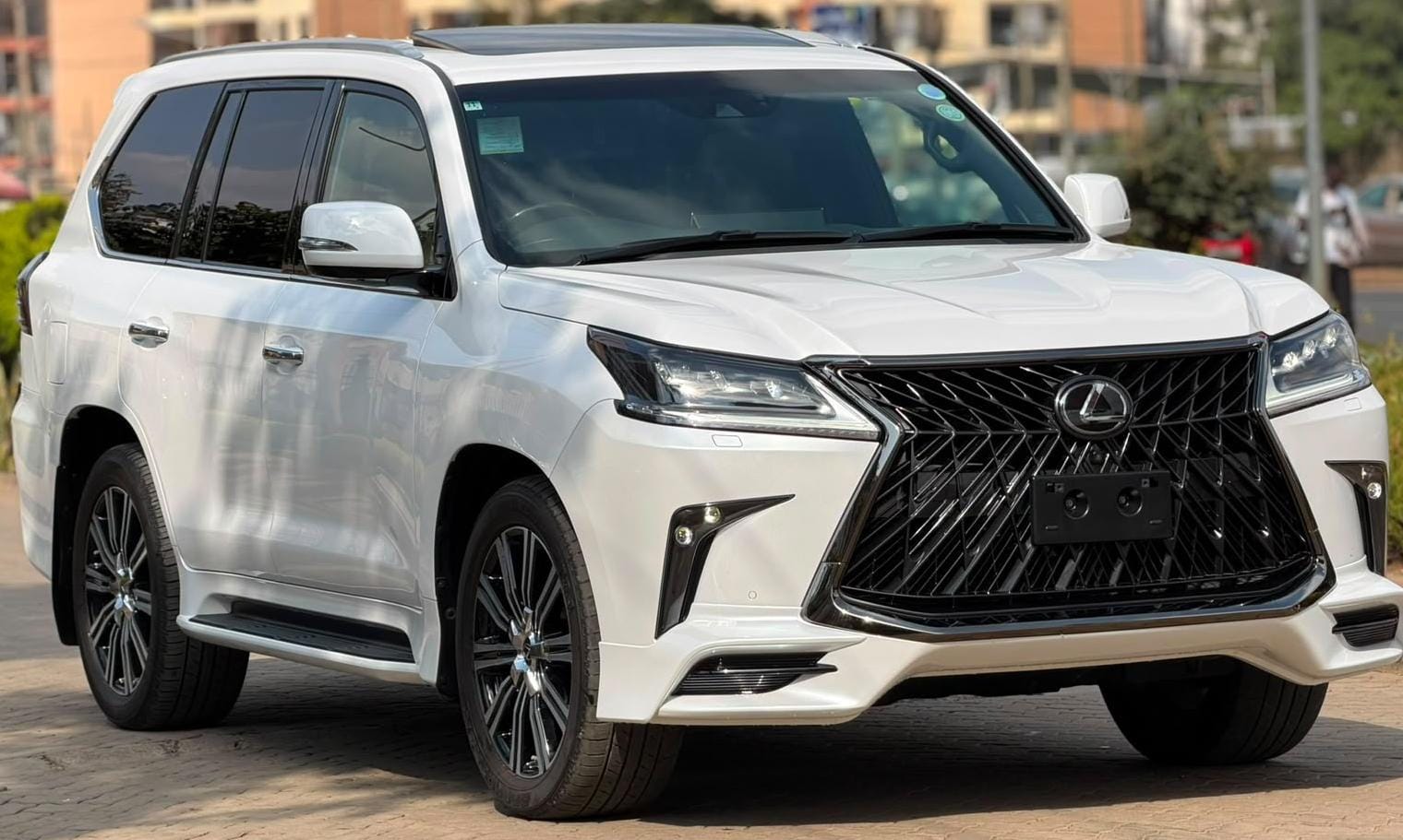 Lexus LX 570
